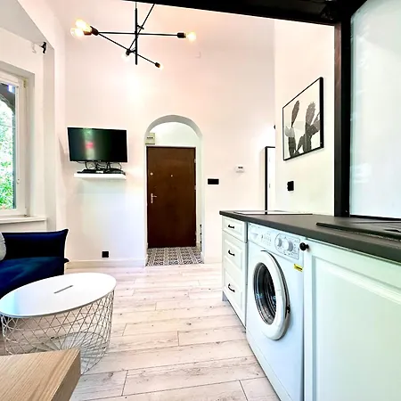 Copernik & Free Parking Apartment