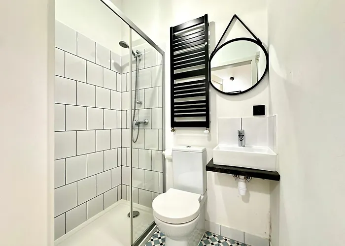 Copernik & Free Parking Apartment